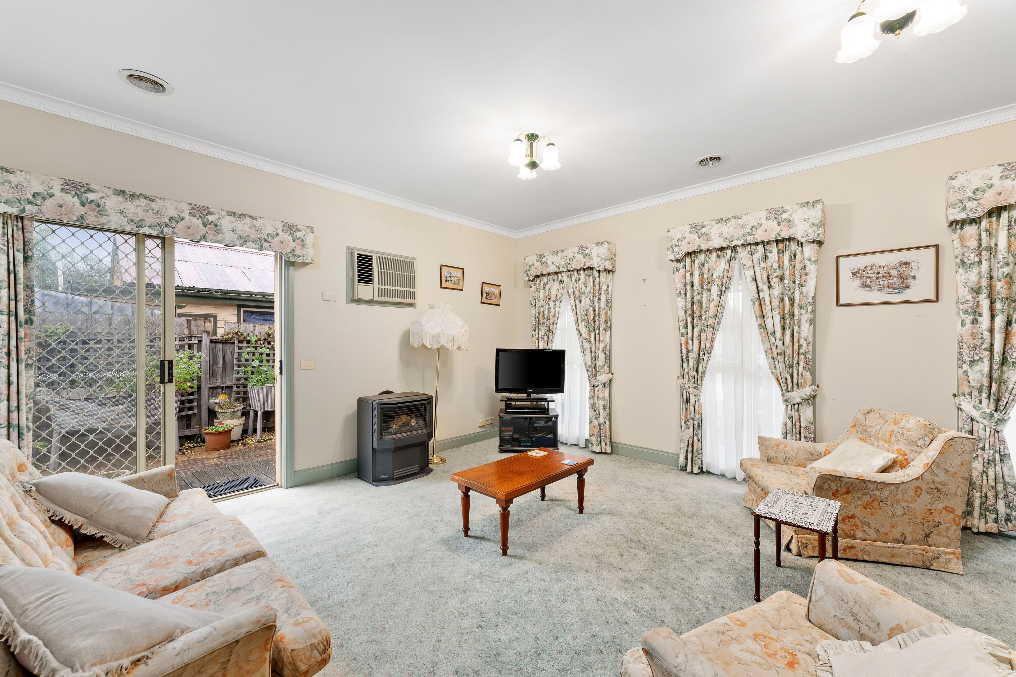 14 Harker Street, Sunbury VIC 3429, Sunbury - Thumbnail 3