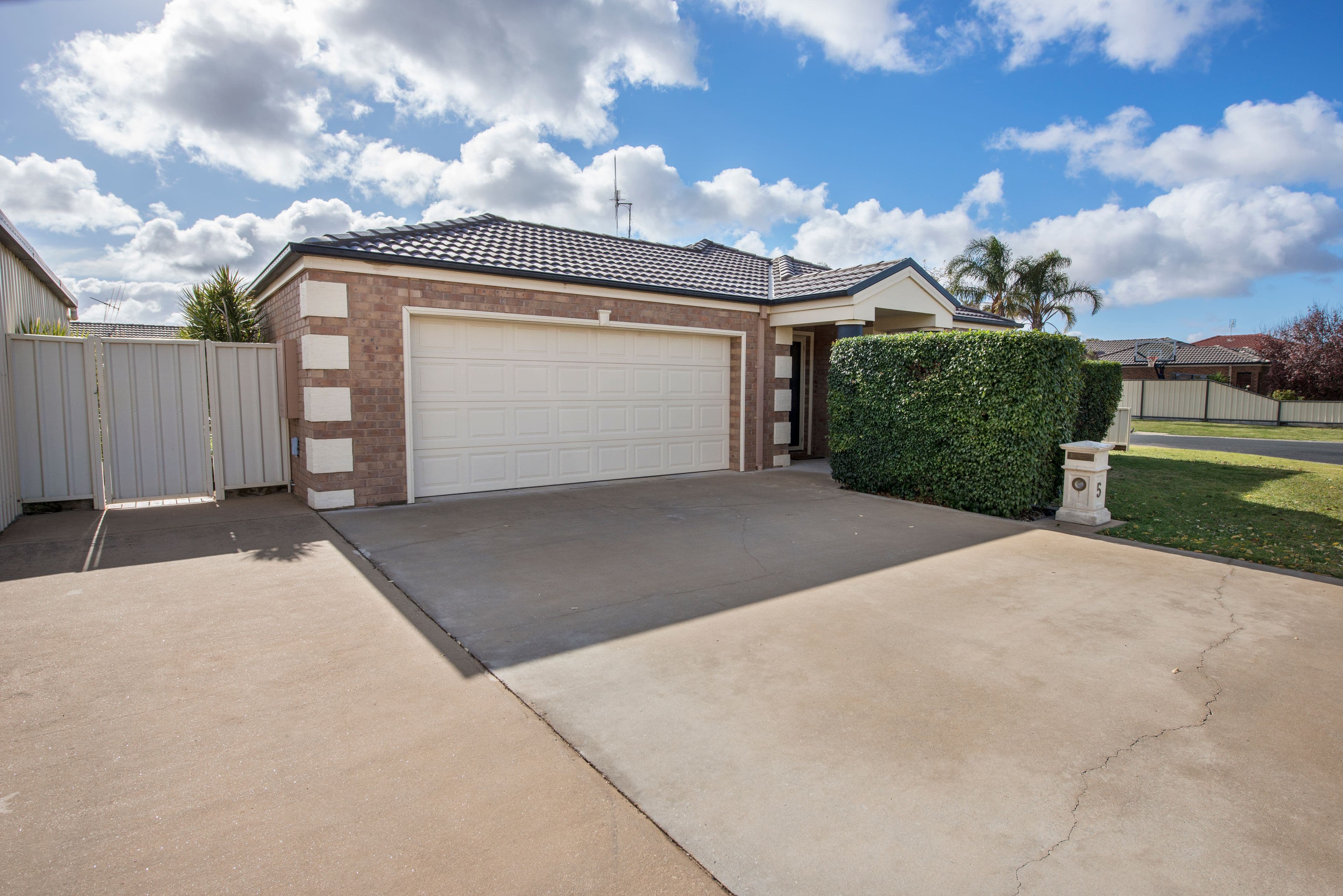 5 Cutri Drive, Swan Hill VIC 3585, Swan Hill - Thumbnail 2
