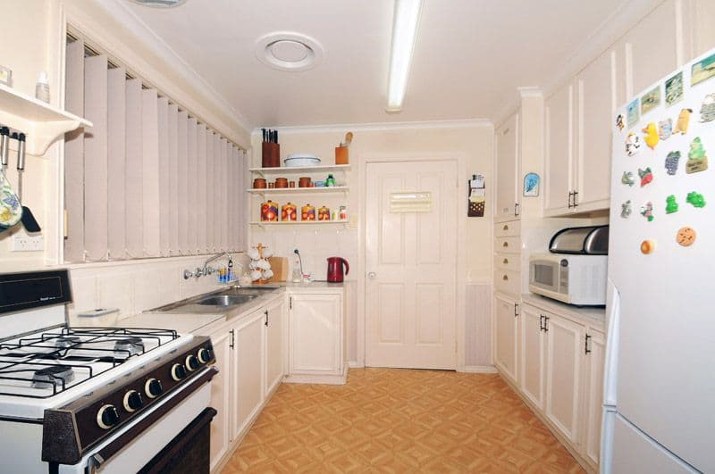 134 Excelsior Drive, Frankston North VIC 3200, Frankston North - Thumbnail 2