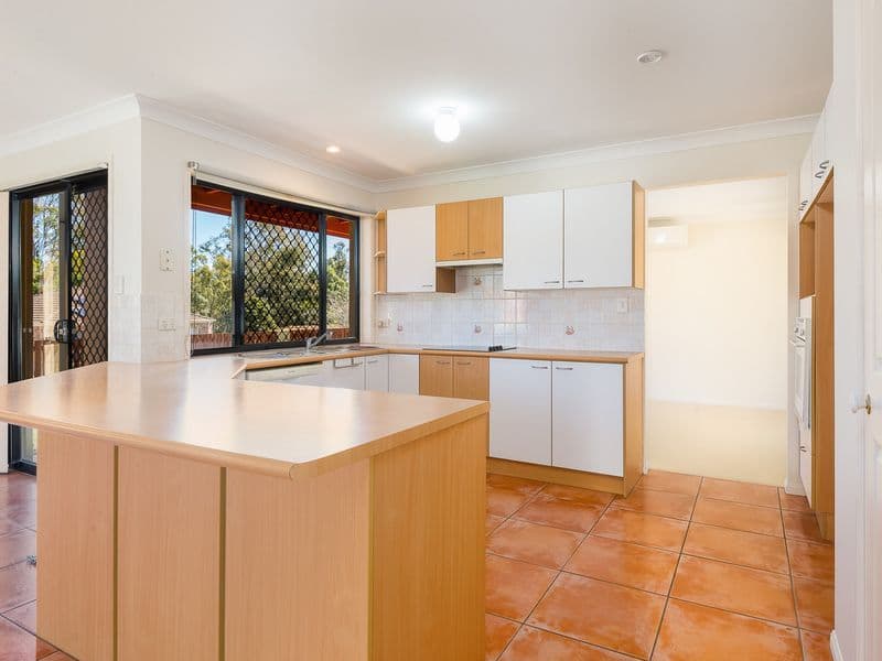 16 Knightsbridge Place, Bridgeman Downs QLD 4035, Bridgeman Downs - Thumbnail 6