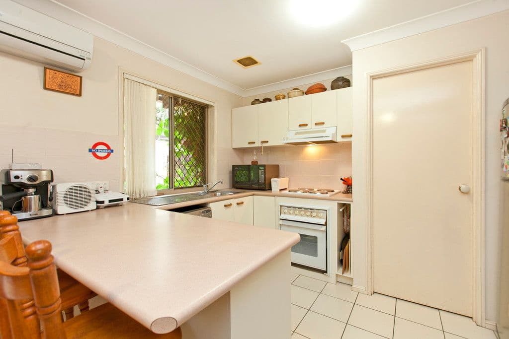 Unit 3, 63 Bowen Street, CAPALABA QLD 4157, Capalaba - Thumbnail 2