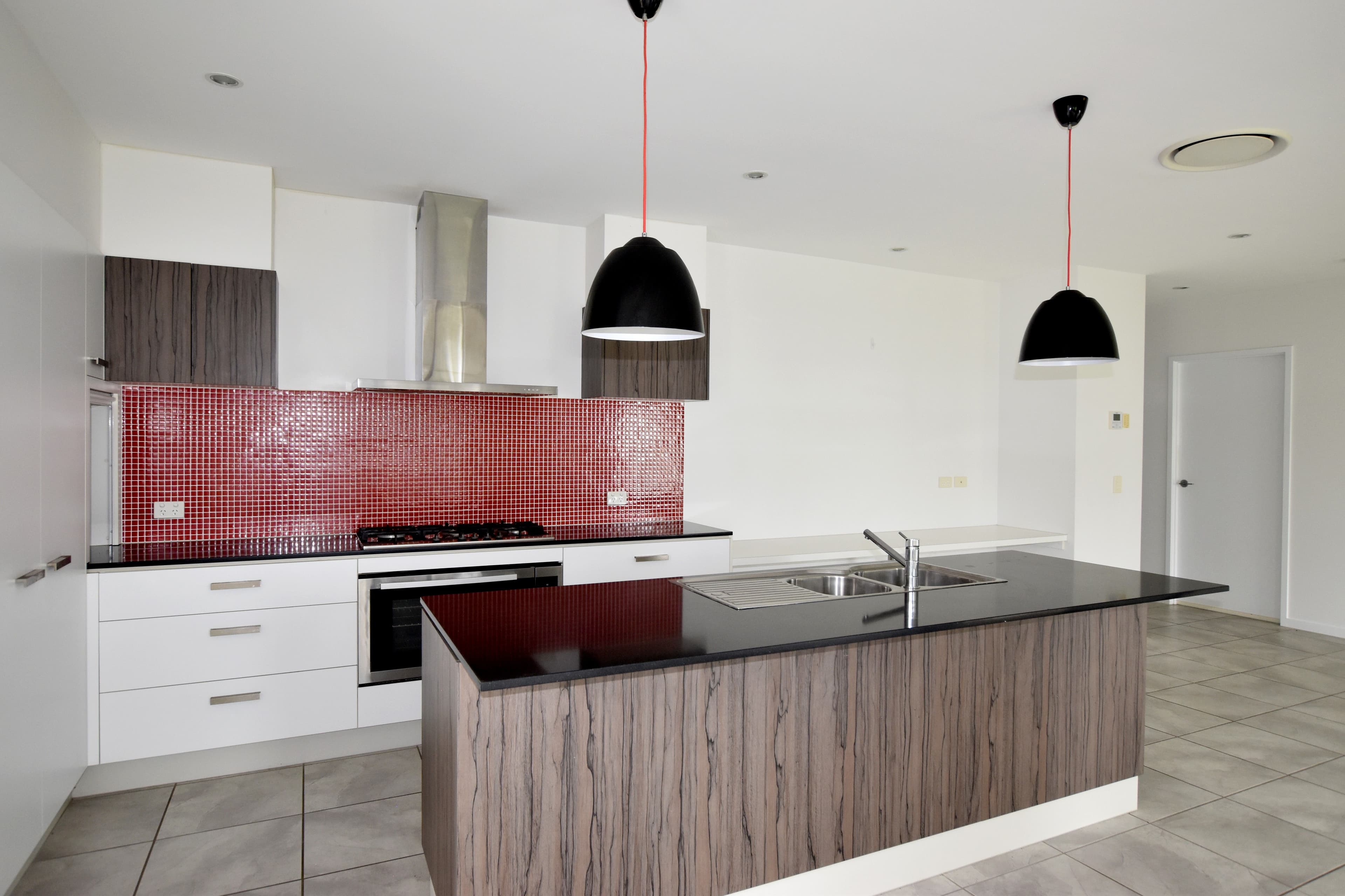 124 Emmadale Drive, New Auckland QLD 4680, New Auckland - Thumbnail 8