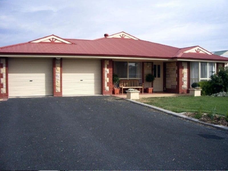 86. South Avenue, BORDERTOWN SA 5268, Bordertown - Image 1