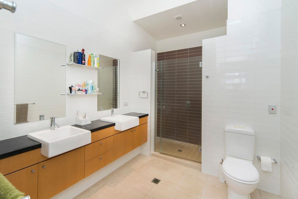5225 Bay Hill Terrace, Sanctuary Cove QLD 4212, Sanctuary Cove - Thumbnail 8