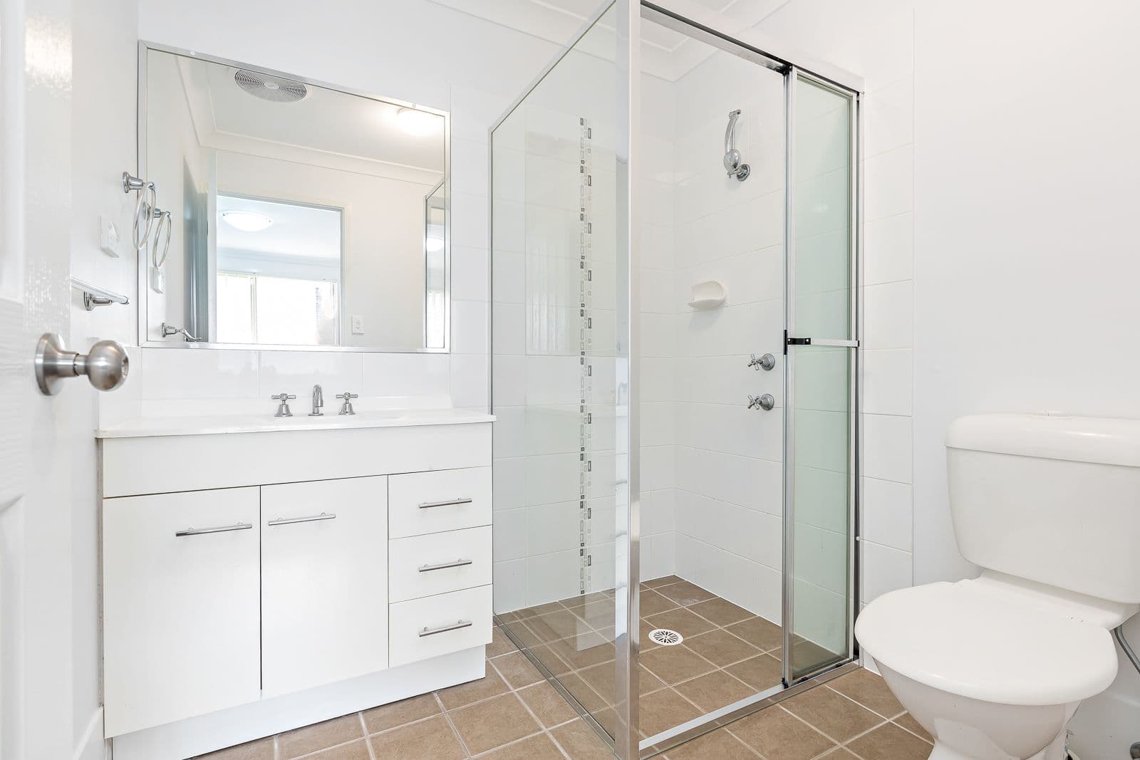 2 Harcourt Parade, Macquarie Hills - Thumbnail 5