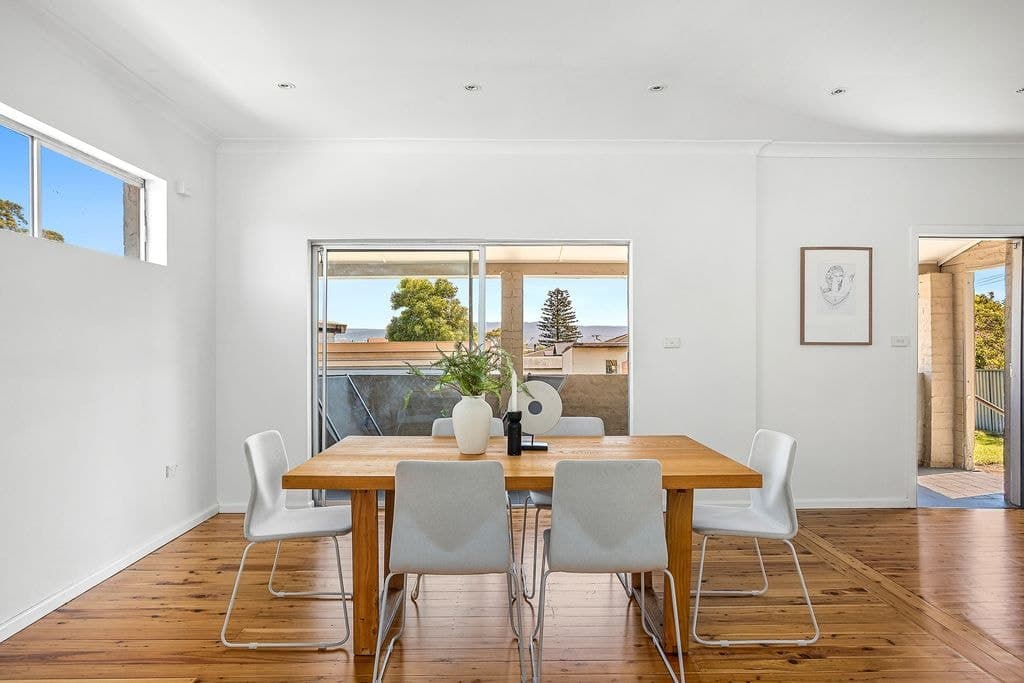 46 Noble Parade, Lake Heights - Thumbnail 2