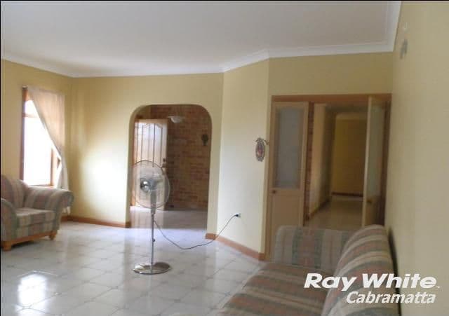 7 Hayman Street, Hinchinbrook NSW 2168, Hinchinbrook - Thumbnail 4
