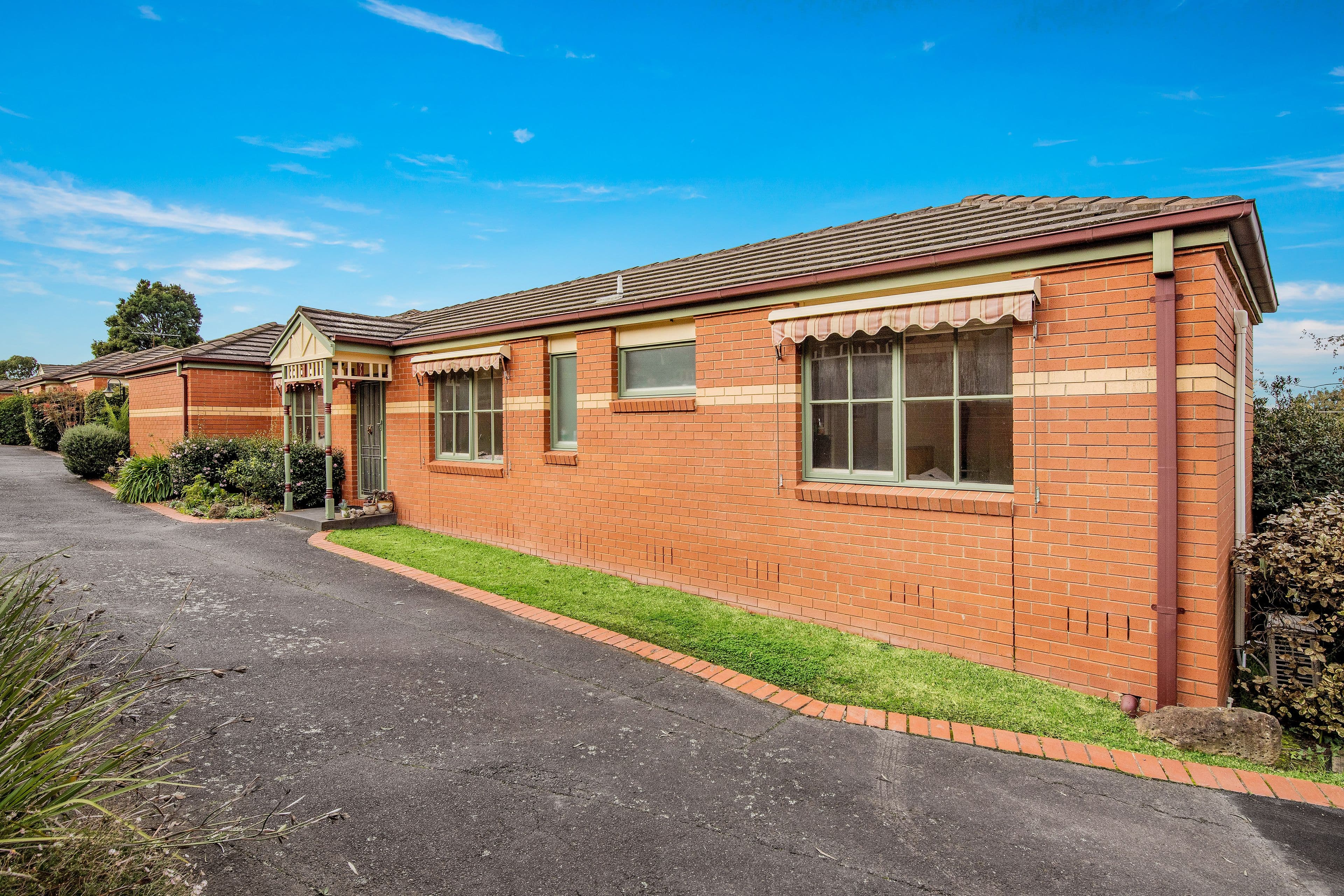 111 Martins Lane, Viewbank VIC 3084, Viewbank - Thumbnail 7