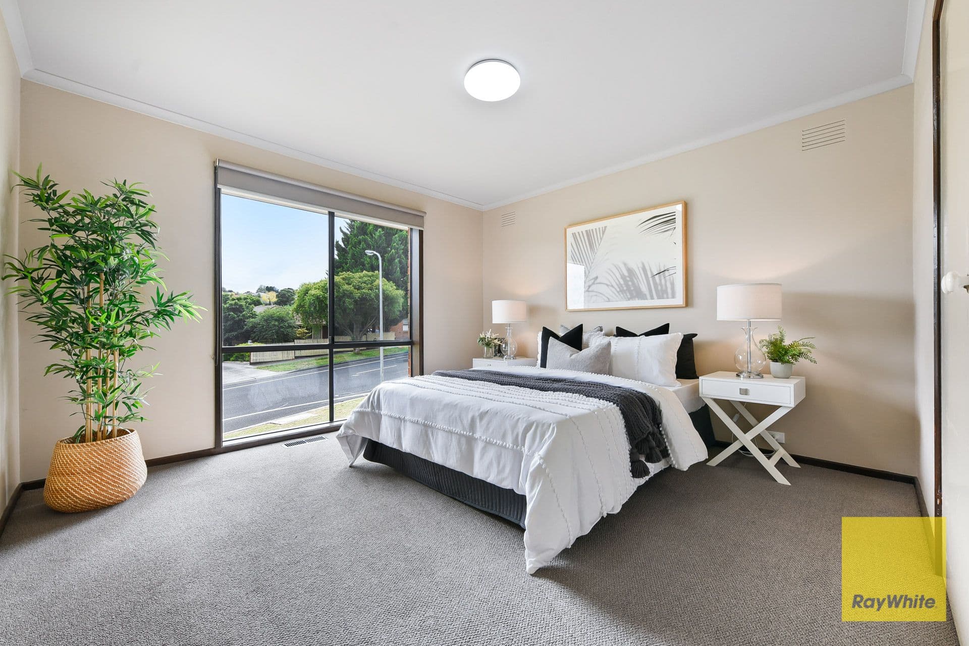 11 Embley Glade, Endeavour Hills VIC 3802, Endeavour Hills - Thumbnail 5