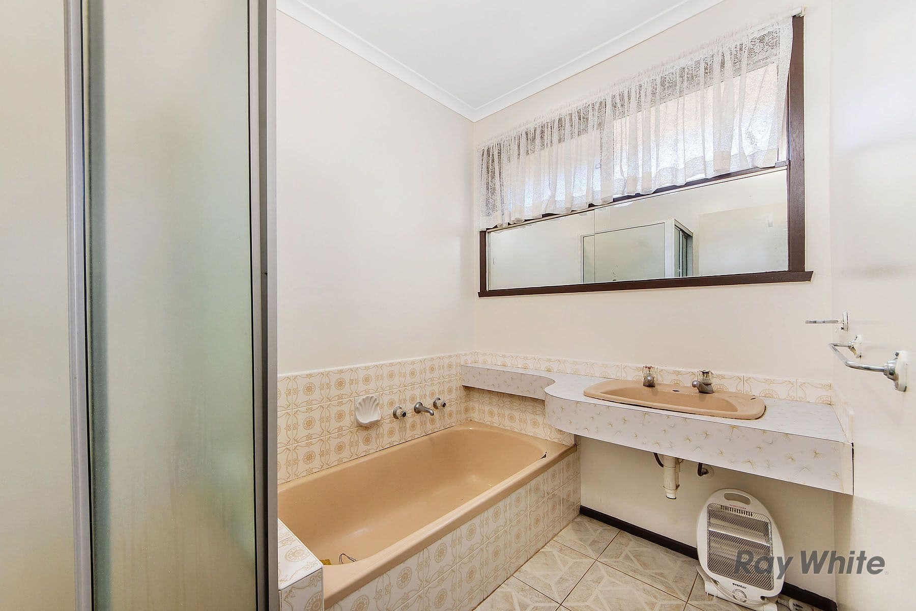 13 Novara Parade, St Albans VIC 3021, St Albans - Thumbnail 7