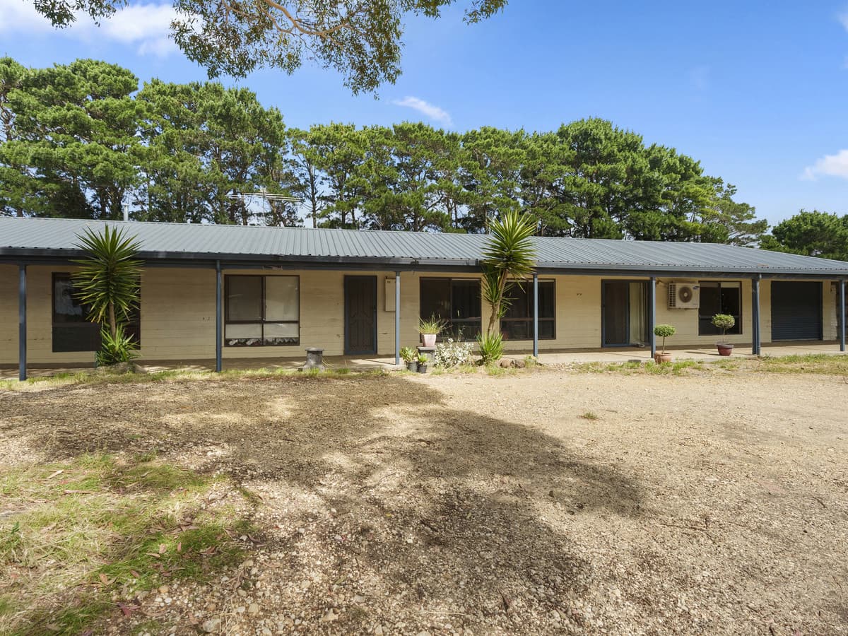 12 Dunbar Road, MYRNIONG VIC 3341, Myrniong - Image 1