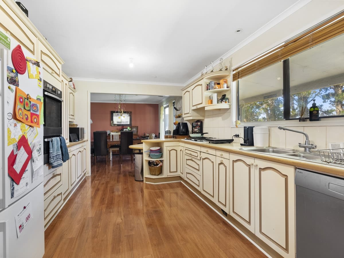 12 Dunbar Road, MYRNIONG VIC 3341, Myrniong - Thumbnail 7