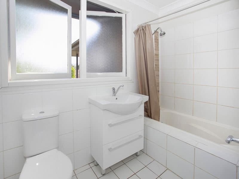 8 Wybalena Avenue, Koonawarra, Koonawarra - Thumbnail 7