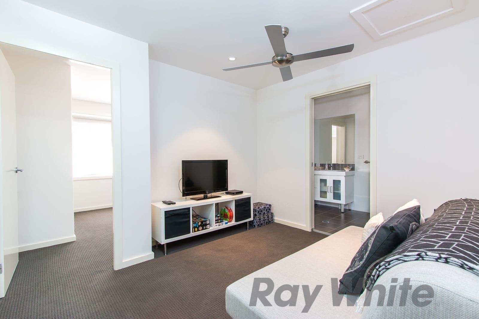 29 Edward Street, Charlestown NSW 2290, Charlestown - Thumbnail 8