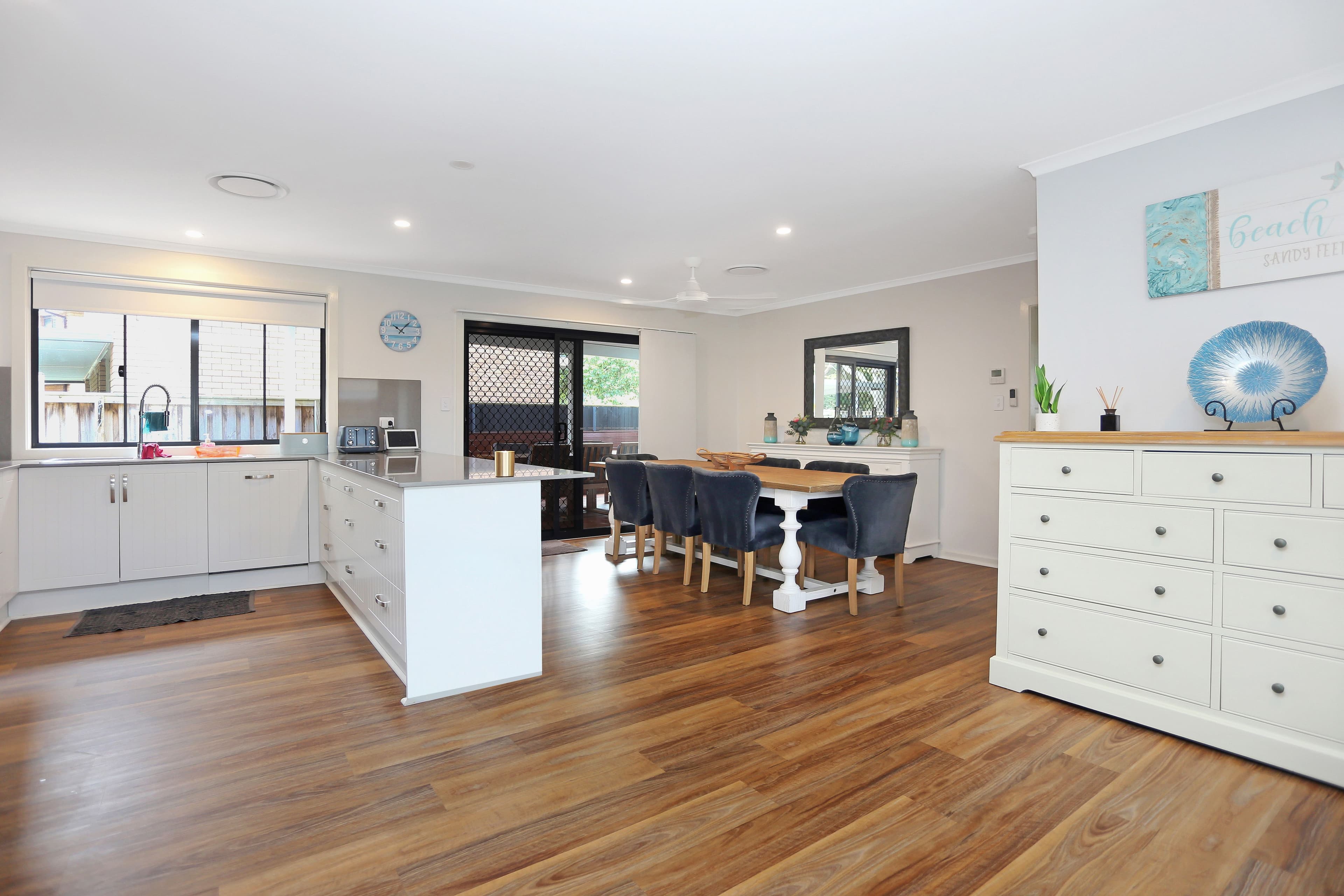 22 Albatross Avenue, Hawks Nest NSW 2324, Hawks Nest - Thumbnail 4