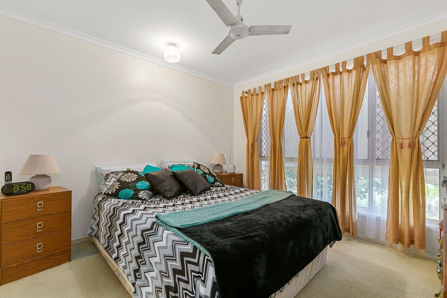 6 Jonwest Close, Torquay QLD 4655, Torquay - Thumbnail 7