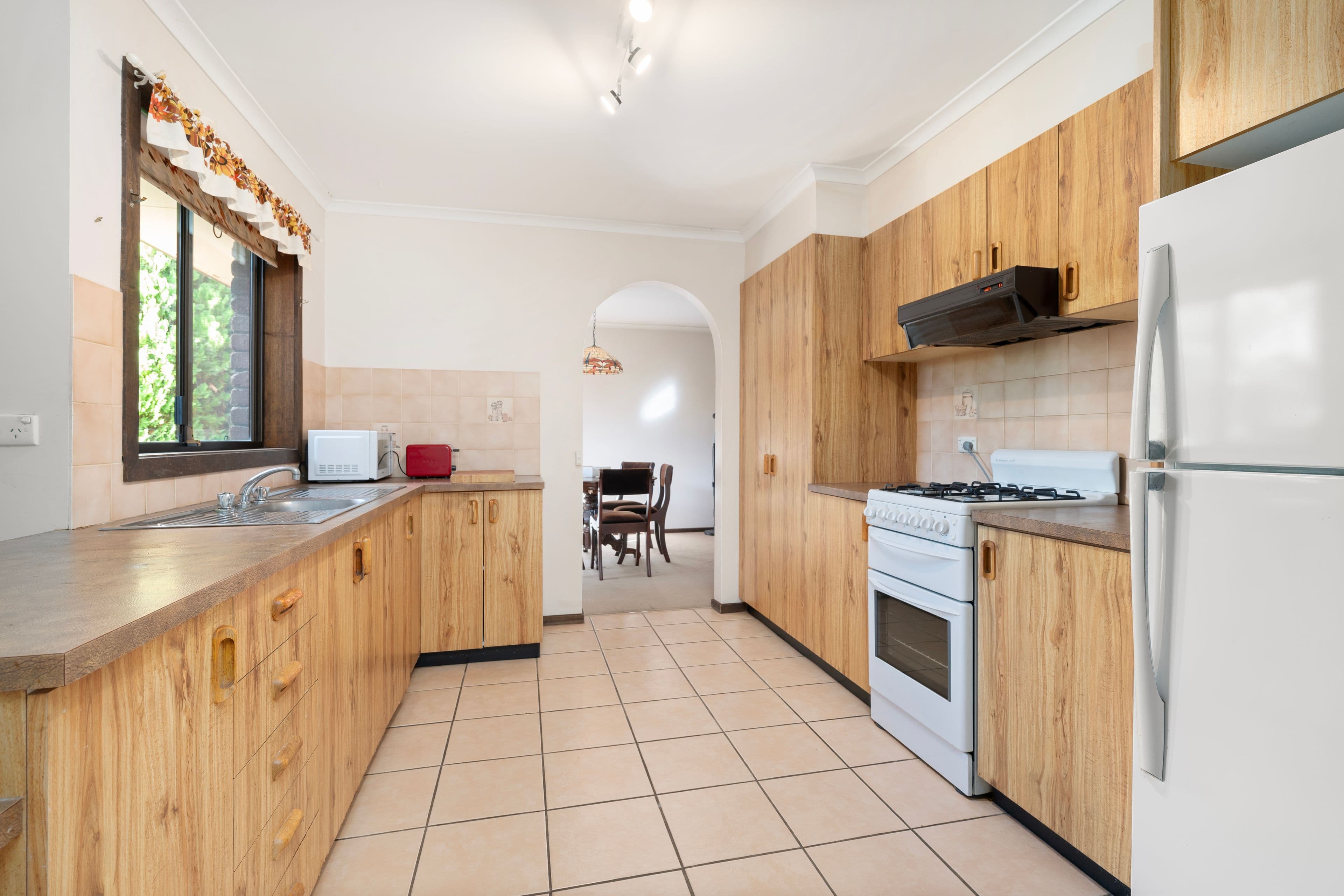 360 Shelley Avenue, Lavington NSW 2641, Lavington - Thumbnail 2