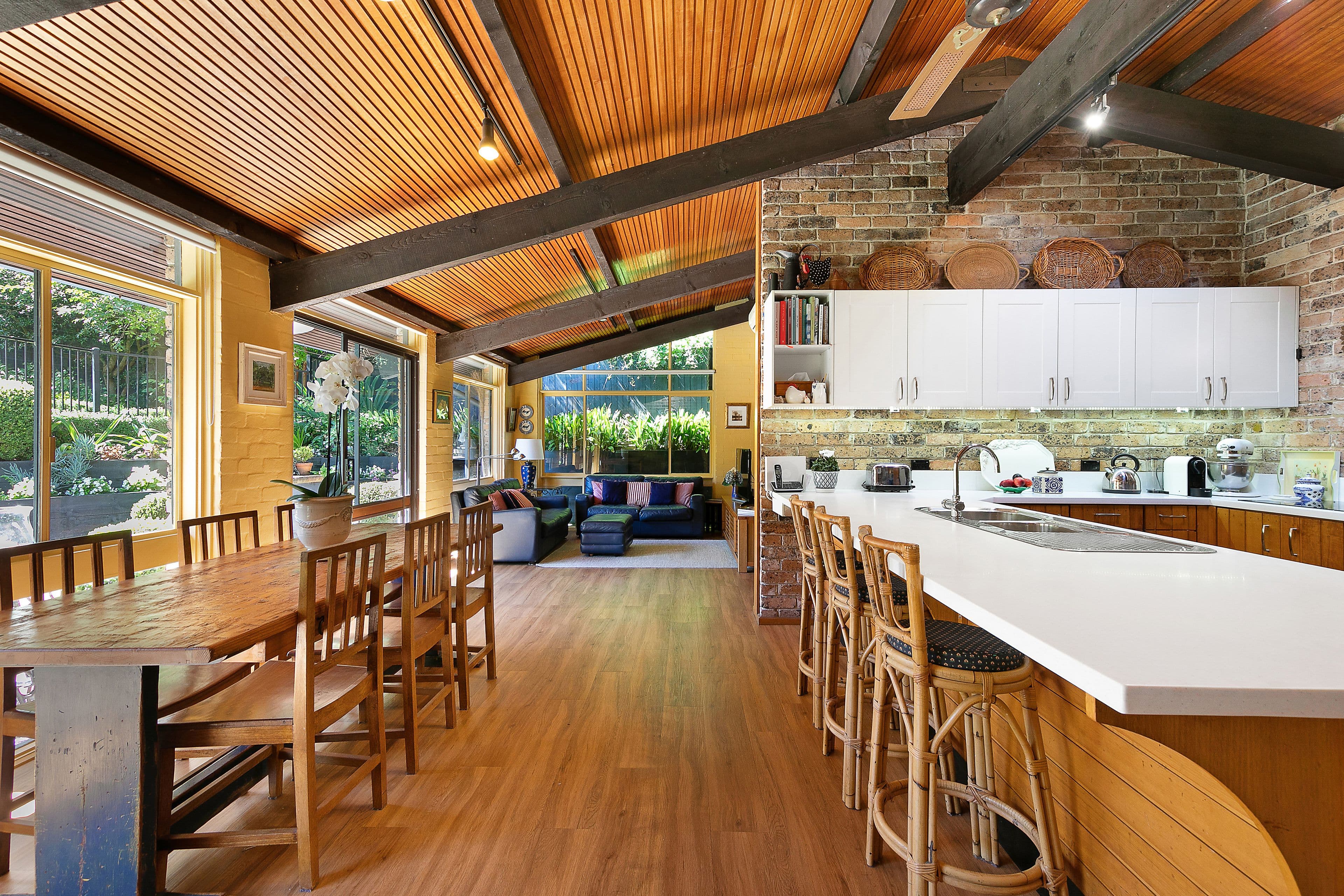 161 Burns Road, Turramurra - Thumbnail 2