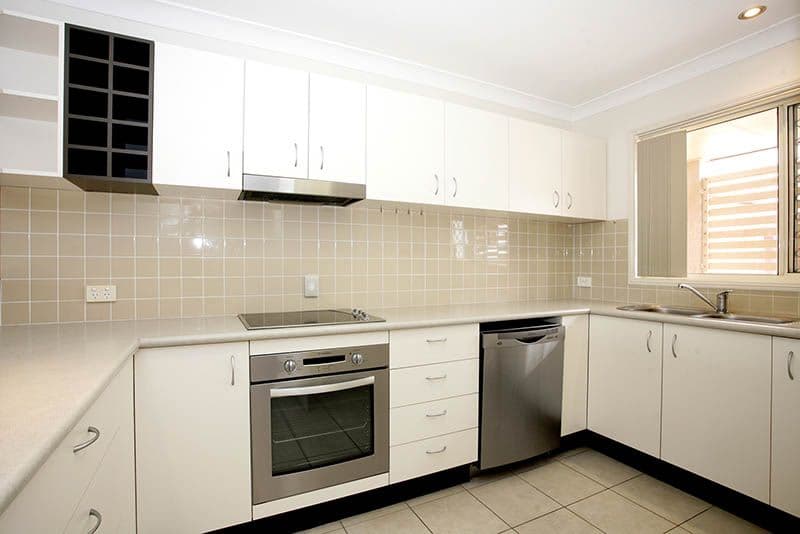 57 Dickenson Street, CARINA QLD 4152, Carina - Thumbnail 5