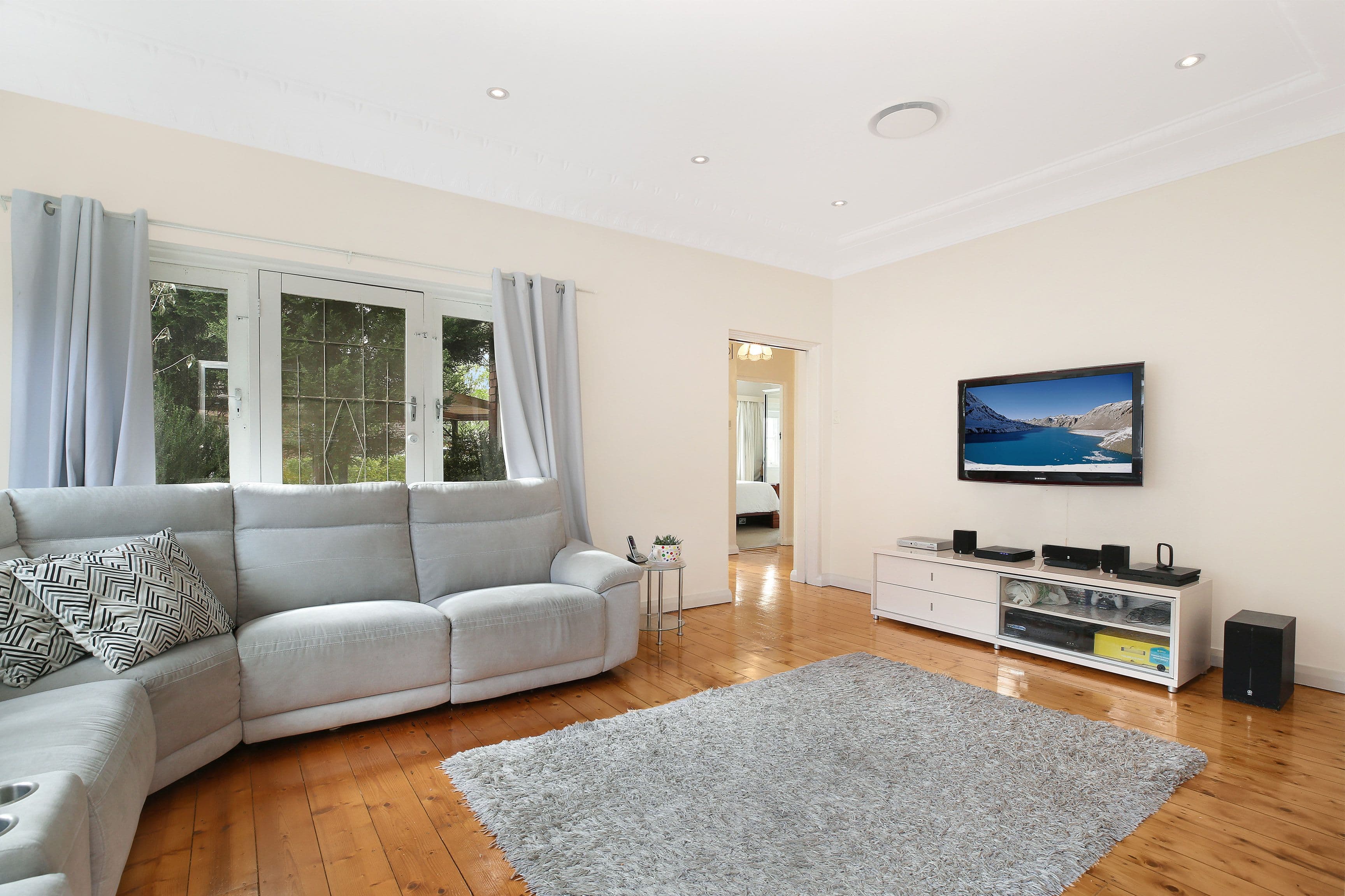 433 Port Hacking Road, Caringbah South - Thumbnail 4