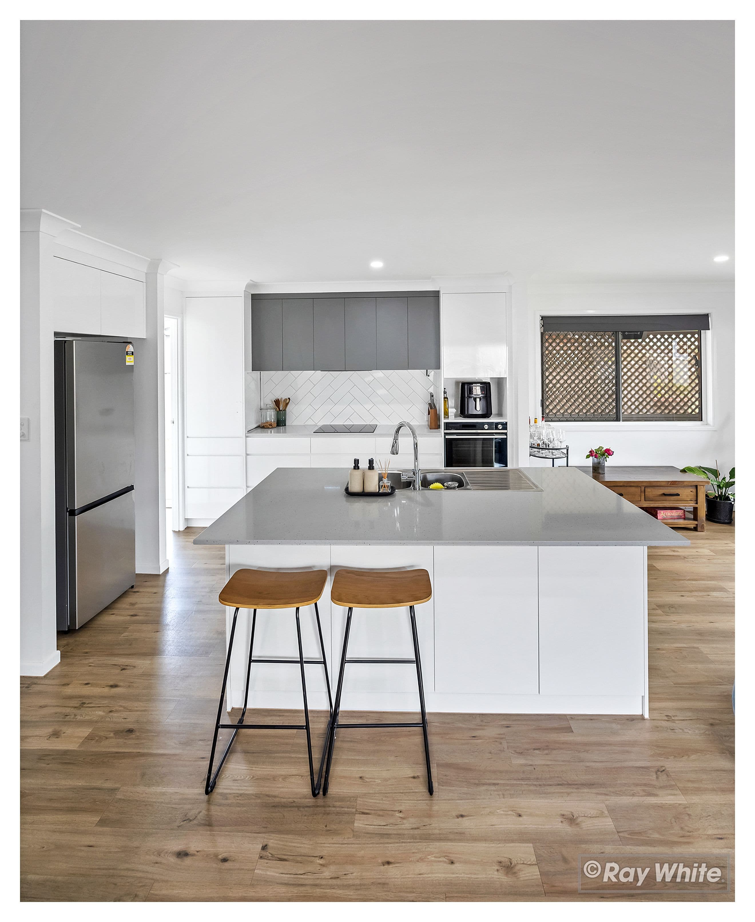 11 Kingfisher Parade, Norman Gardens QLD 4701, Norman Gardens - Thumbnail 7