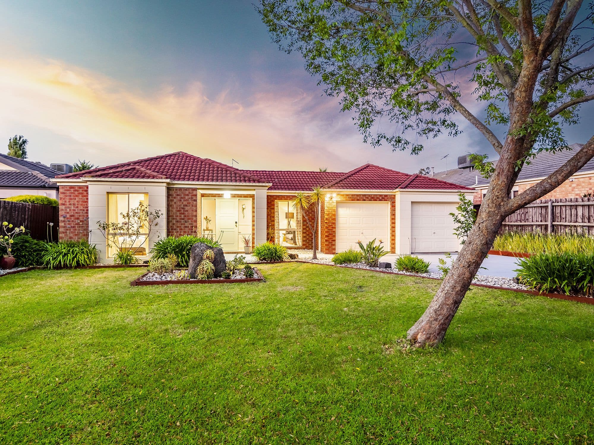 27 Baynton Crescent, Lynbrook VIC 3975, Lynbrook - Image 1