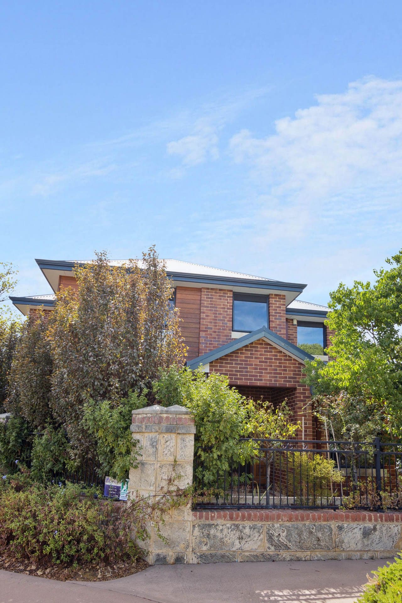 20 Parkfarm Drive, South Guildford WA 6055, South Guildford - Thumbnail 2