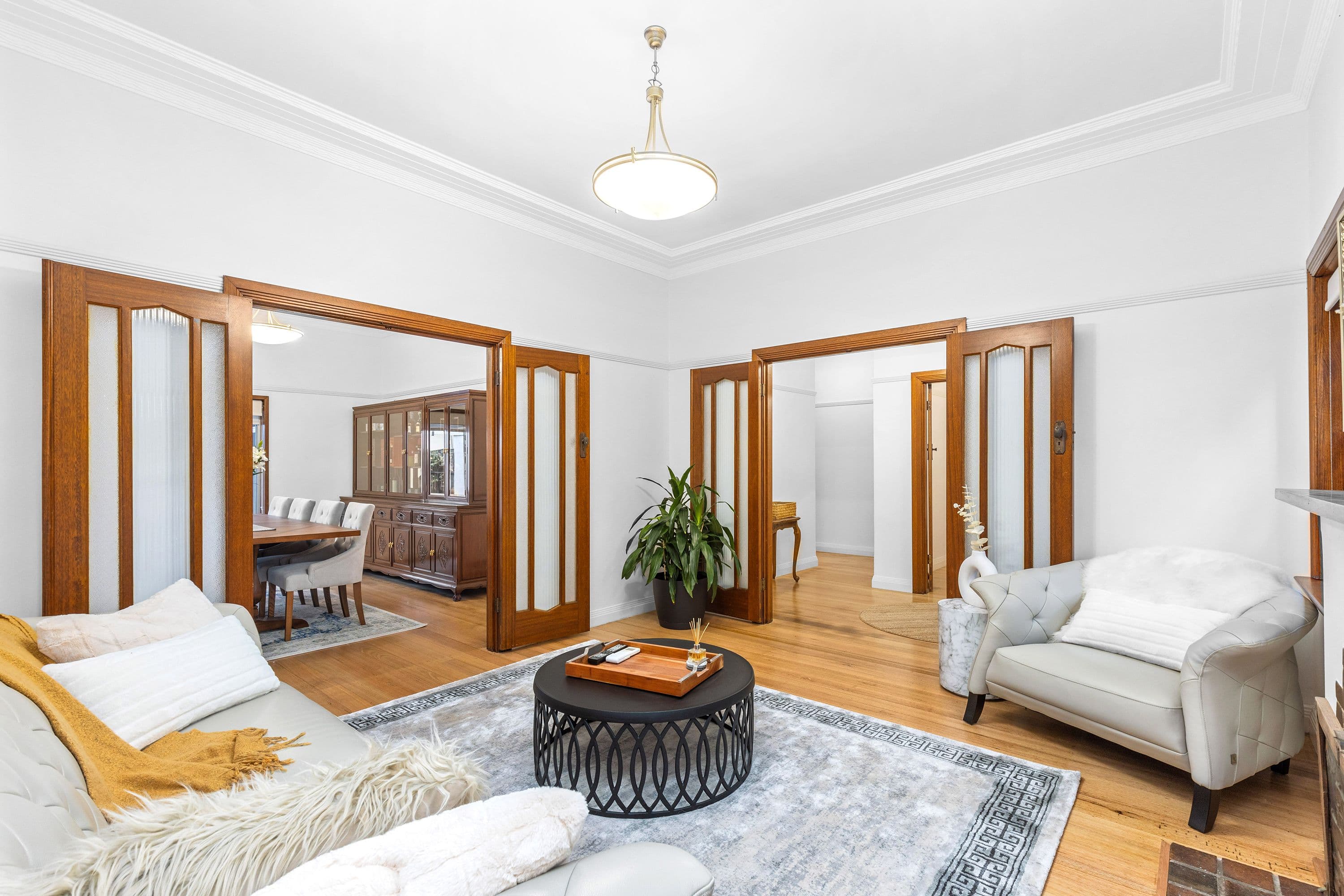 11 Longstaff Street, Kew East VIC 3102, Kew East - Thumbnail 3