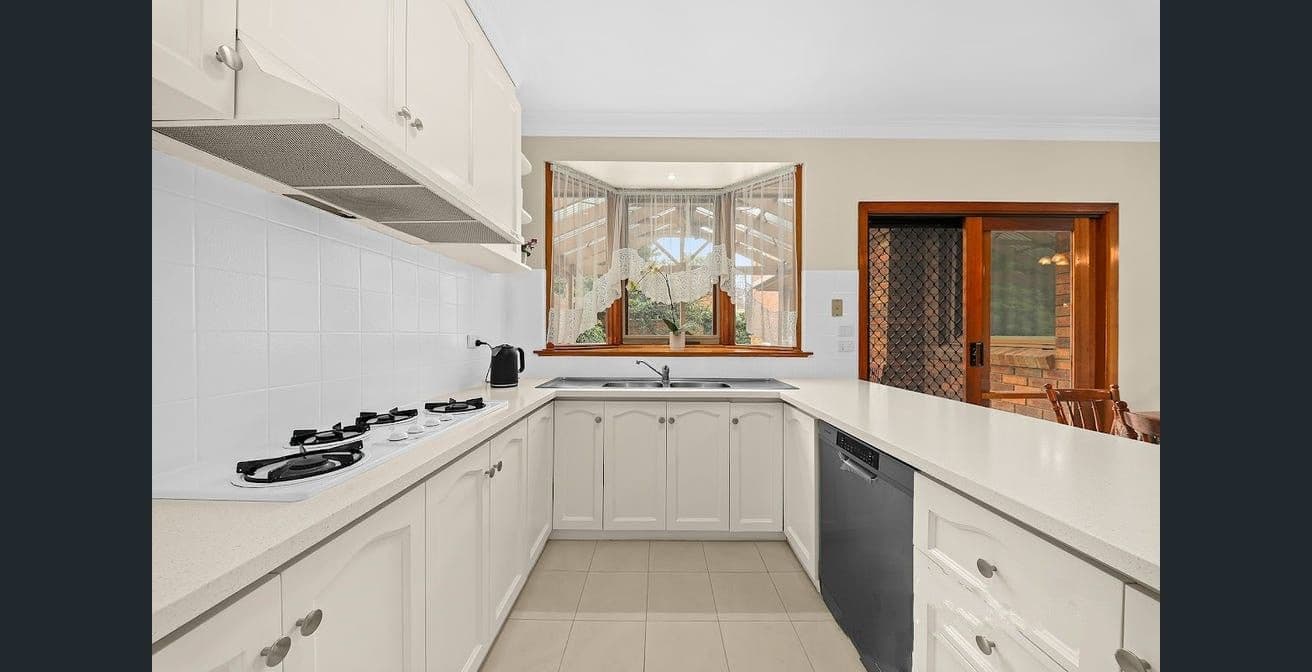 7 Woodside Drive, Rowville VIC 3178, Rowville - Thumbnail 7