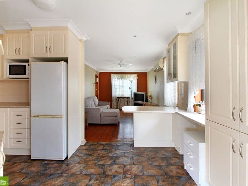 4 Caloola Avenue, KOONAWARRA NSW 2530, Koonawarra - Thumbnail 3