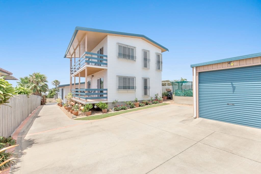 9-11 Pandanus Street, Cooee Bay QLD 4703, Cooee Bay - Thumbnail 2