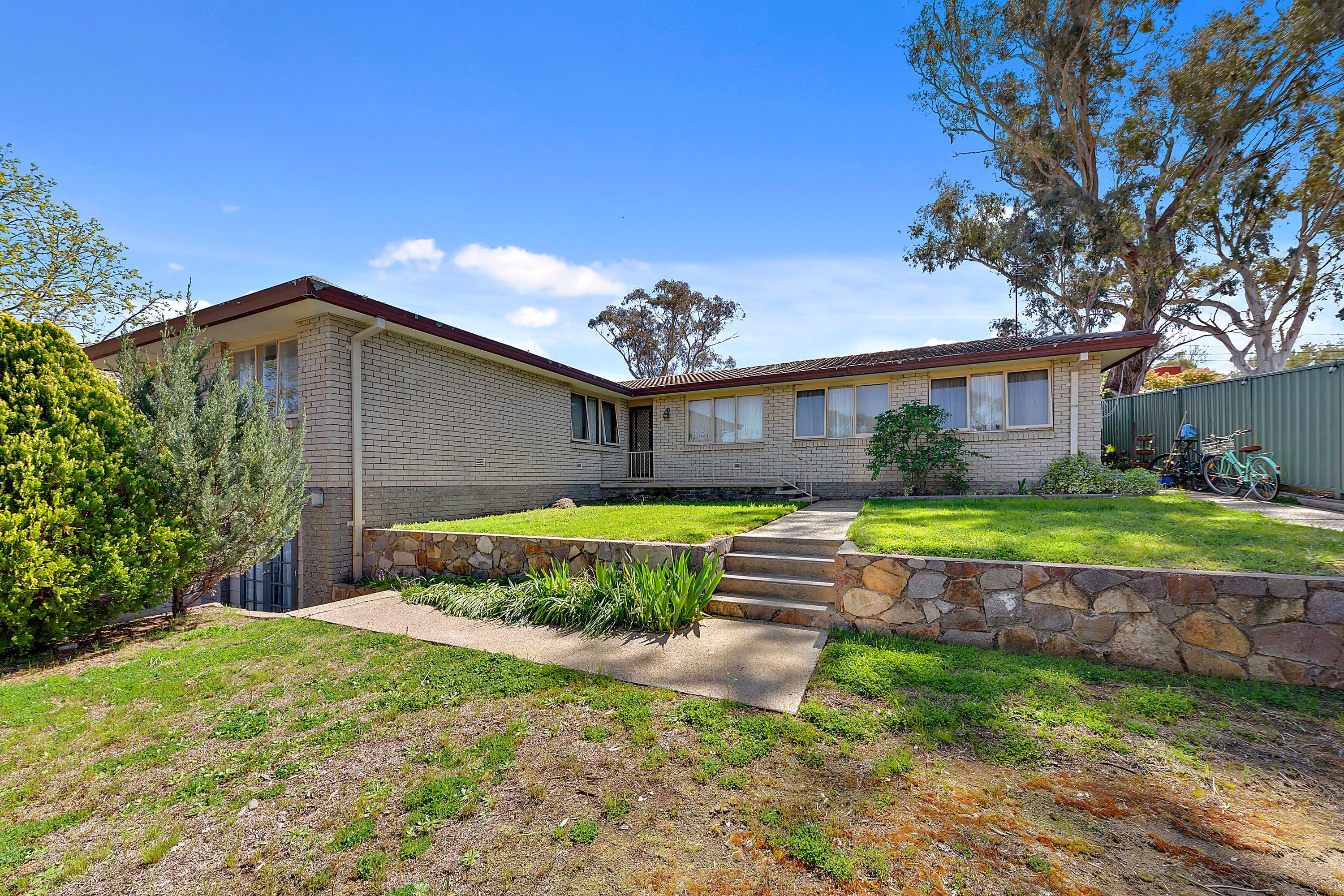 63 Summerland Circuit, Kambah ACT 2902, Kambah - Thumbnail 2