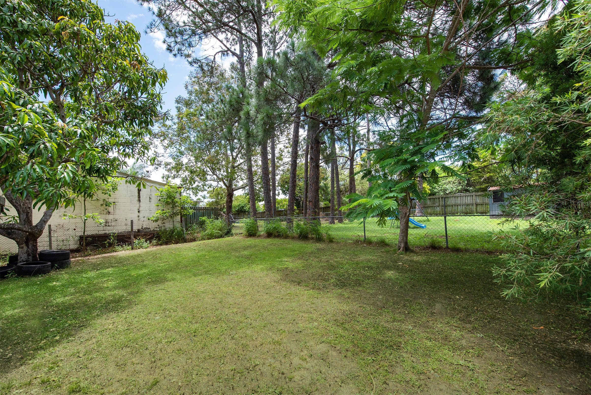 12 Plunkett Street, Woodridge QLD 4114, Woodridge - Thumbnail 2