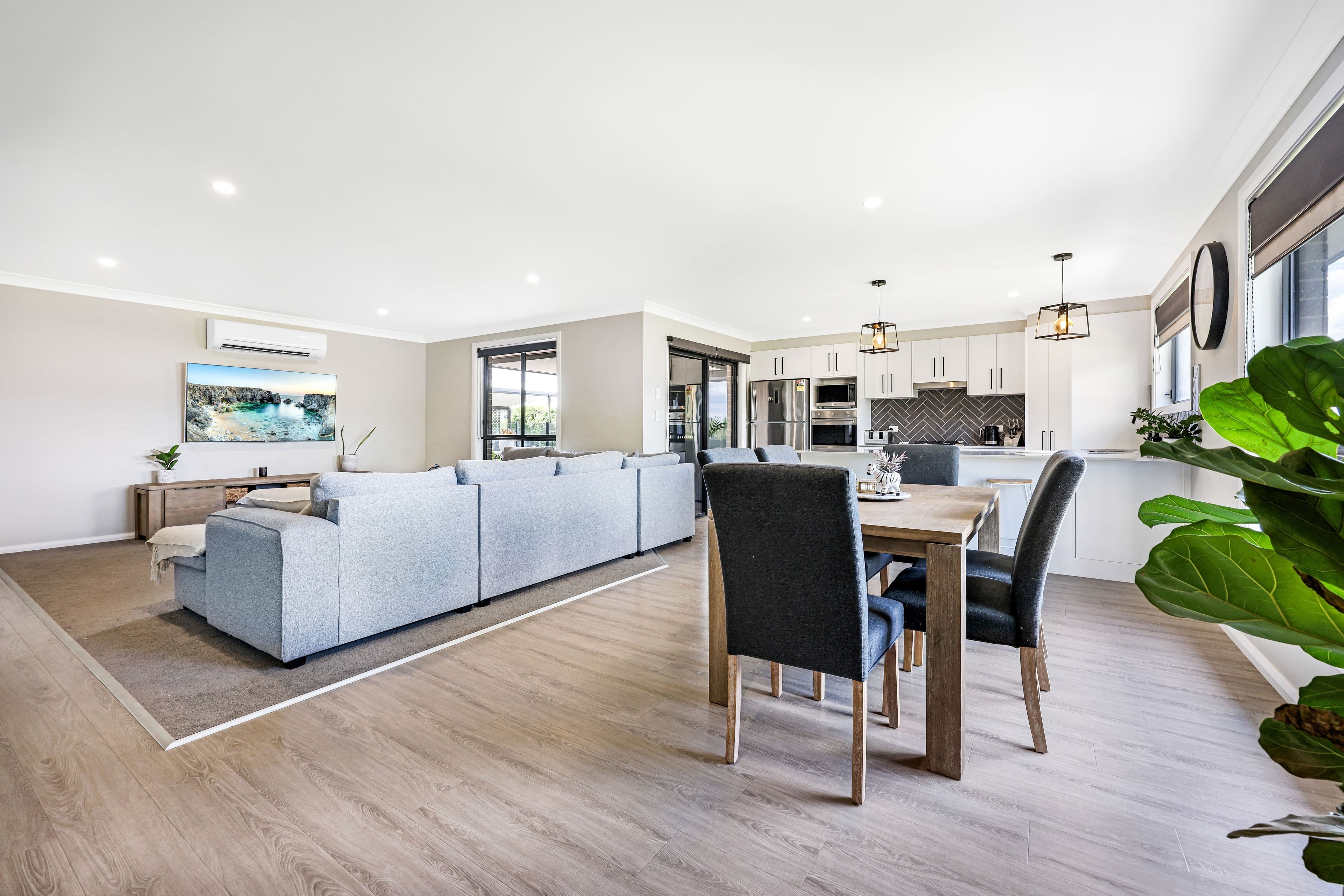 24 Tuscany Boulevard, Tamworth NSW 2340, North Tamworth - Thumbnail 3