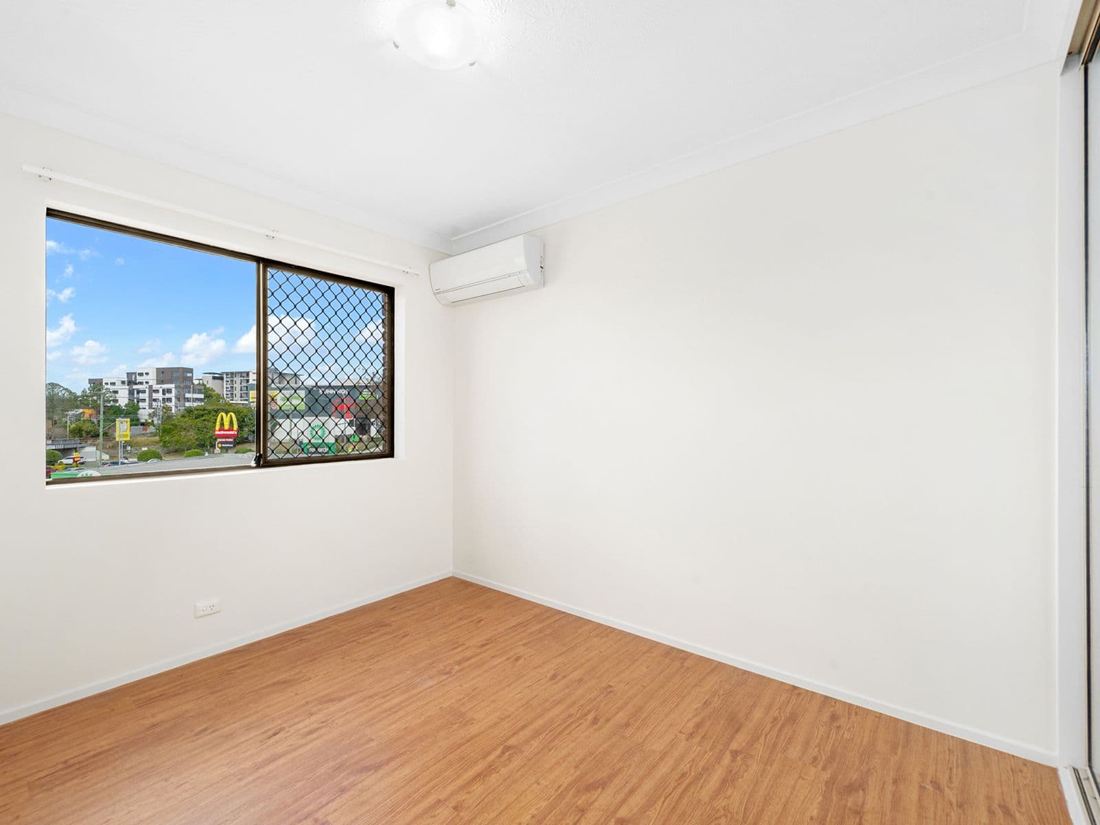 58 Underhill Avenue, Indooroopilly QLD 4068, Indooroopilly - Thumbnail 8