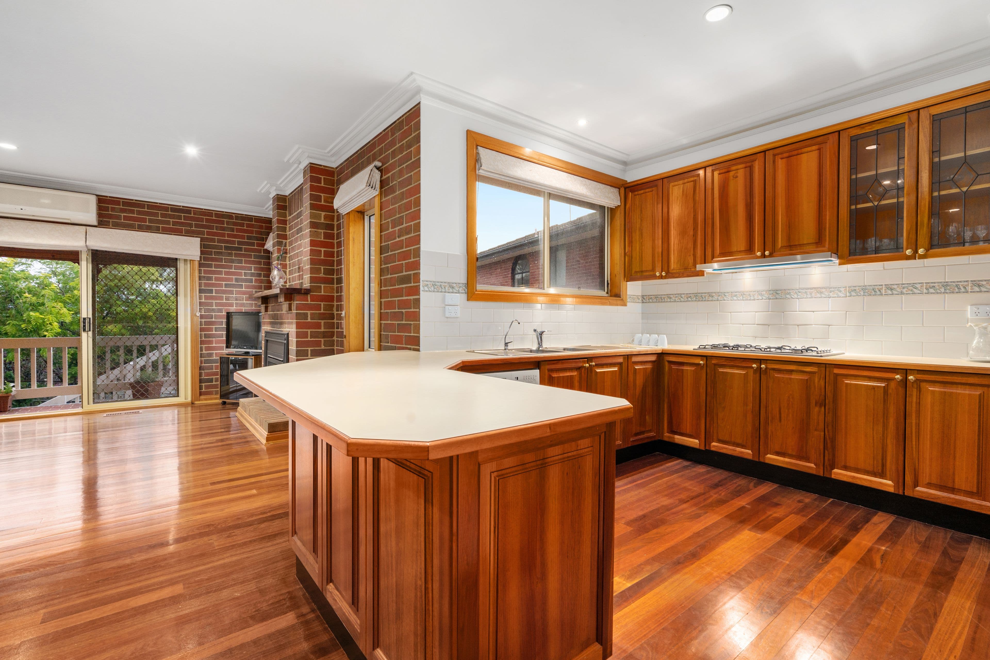 9 Teatree Drive, South Morang VIC 3752, South Morang - Thumbnail 4