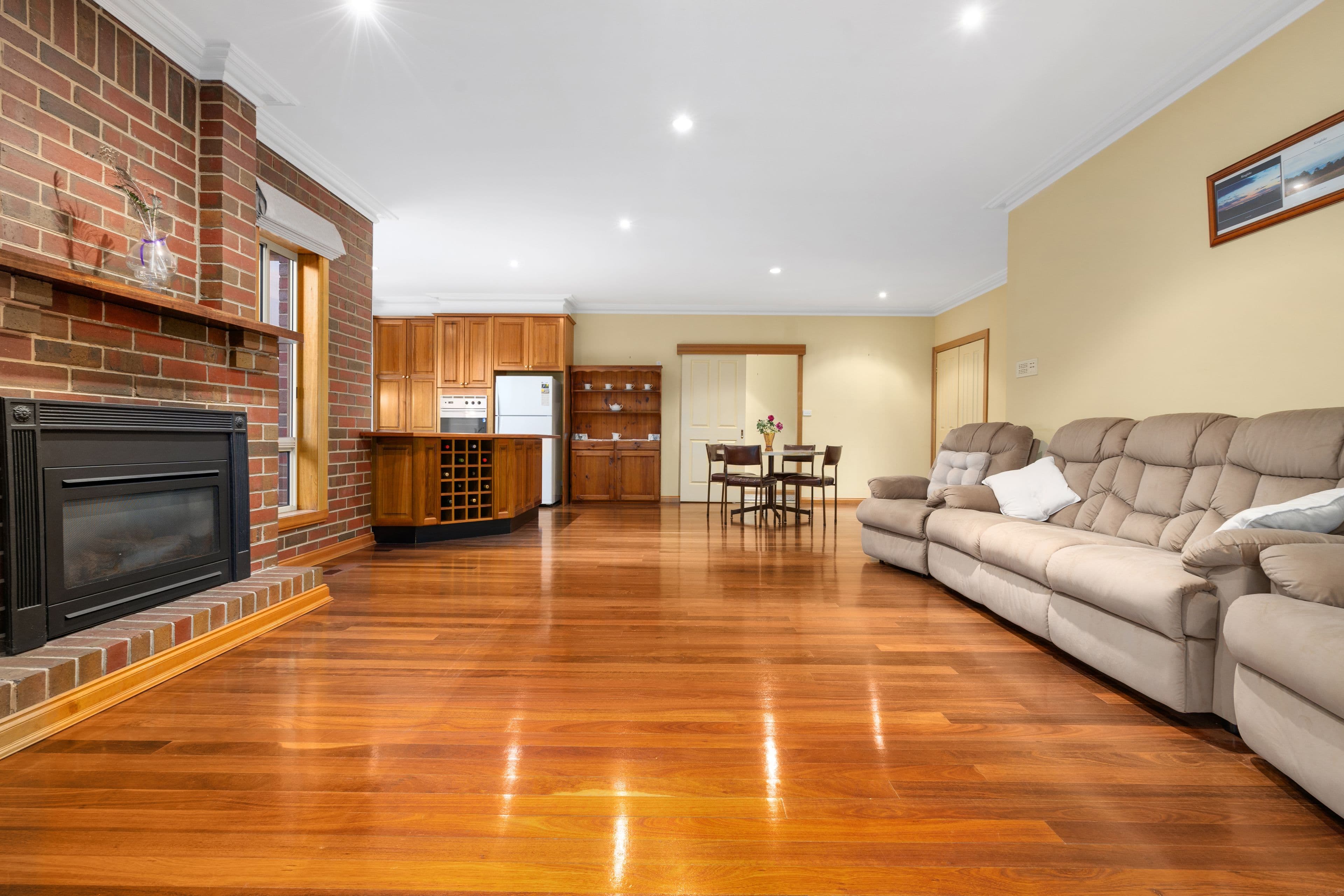 9 Teatree Drive, South Morang VIC 3752, South Morang - Thumbnail 8