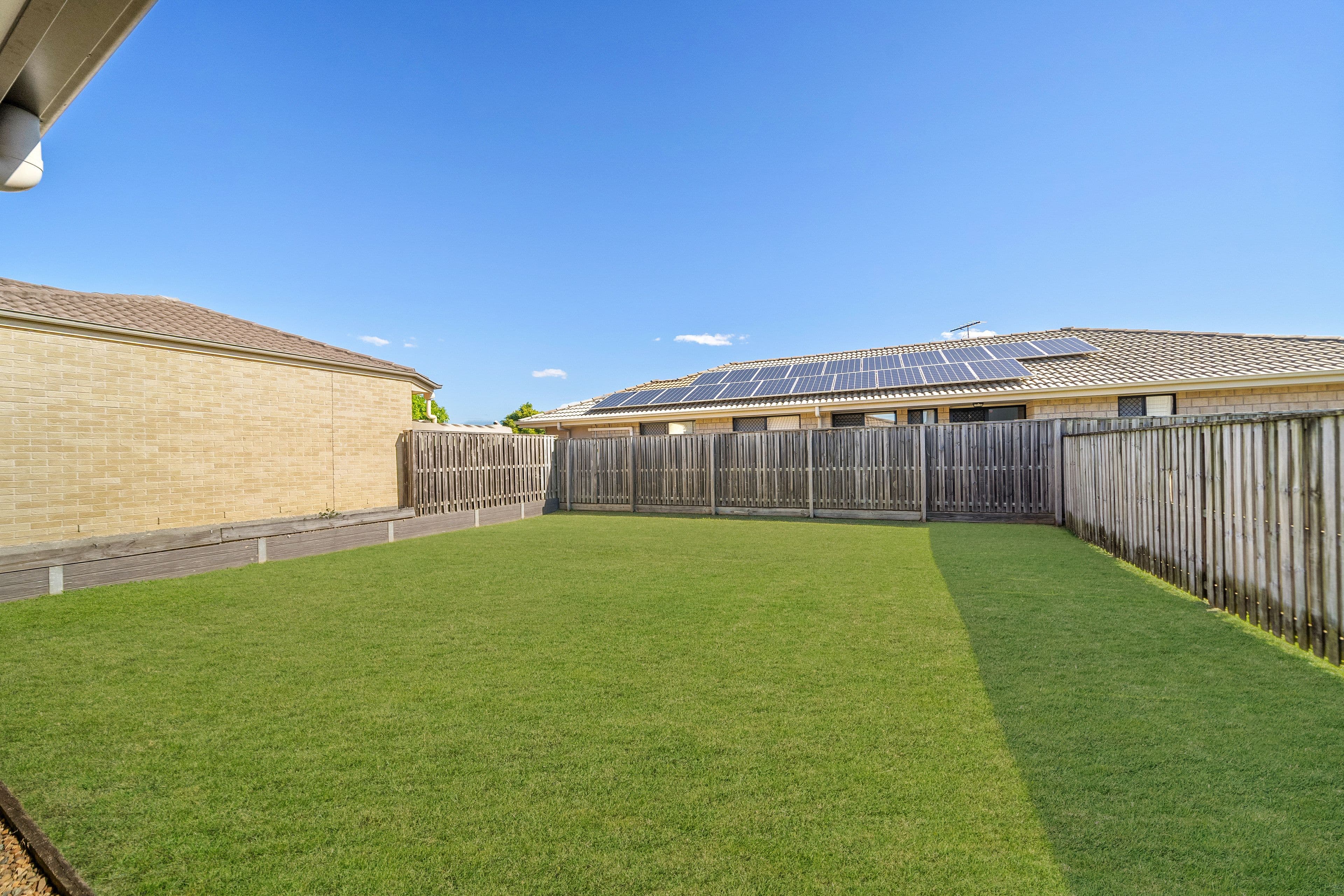 19 Heron Close, Dakabin QLD 4503, Dakabin - Thumbnail 2