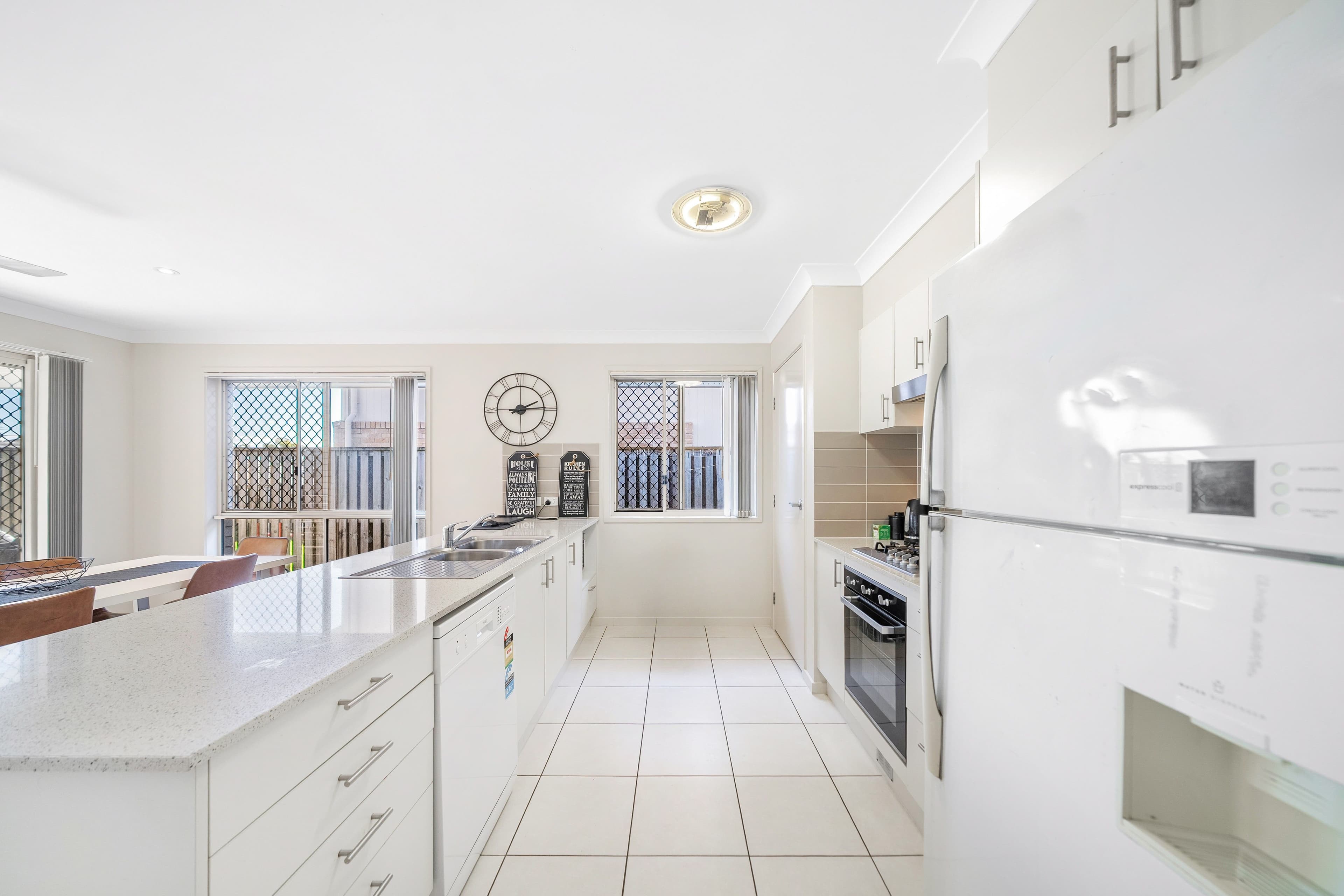 19 Heron Close, Dakabin QLD 4503, Dakabin - Thumbnail 4