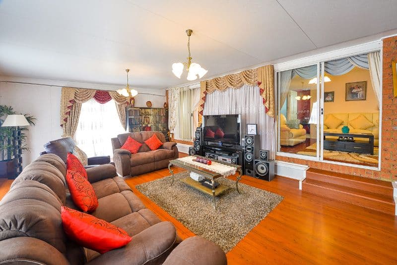 13 Romeo Crescent, ROSEMEADOW NSW 2560, Rosemeadow - Thumbnail 6
