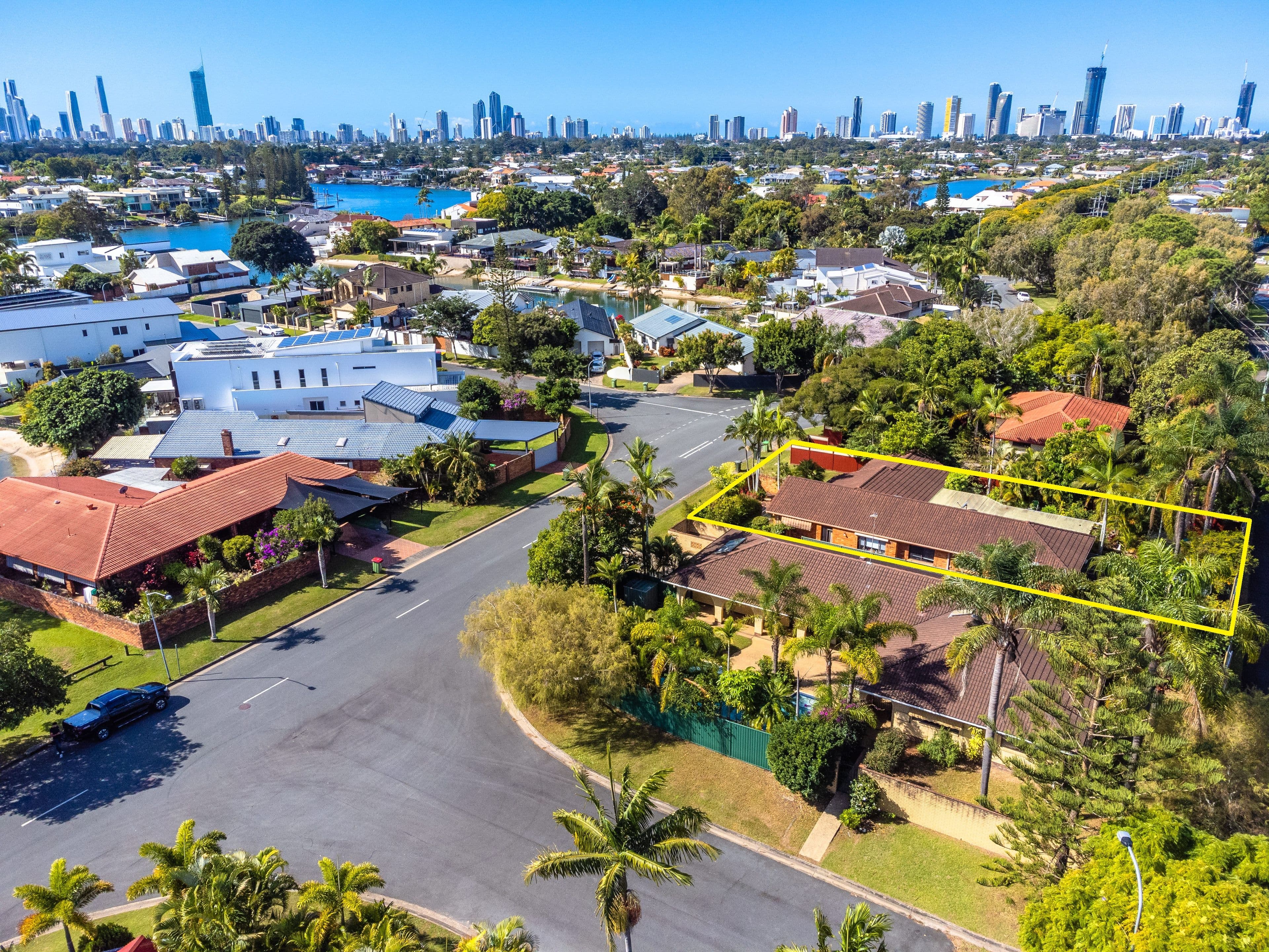 37 Cypress Drive, Broadbeach Waters QLD 4218, Broadbeach Waters - Thumbnail 3