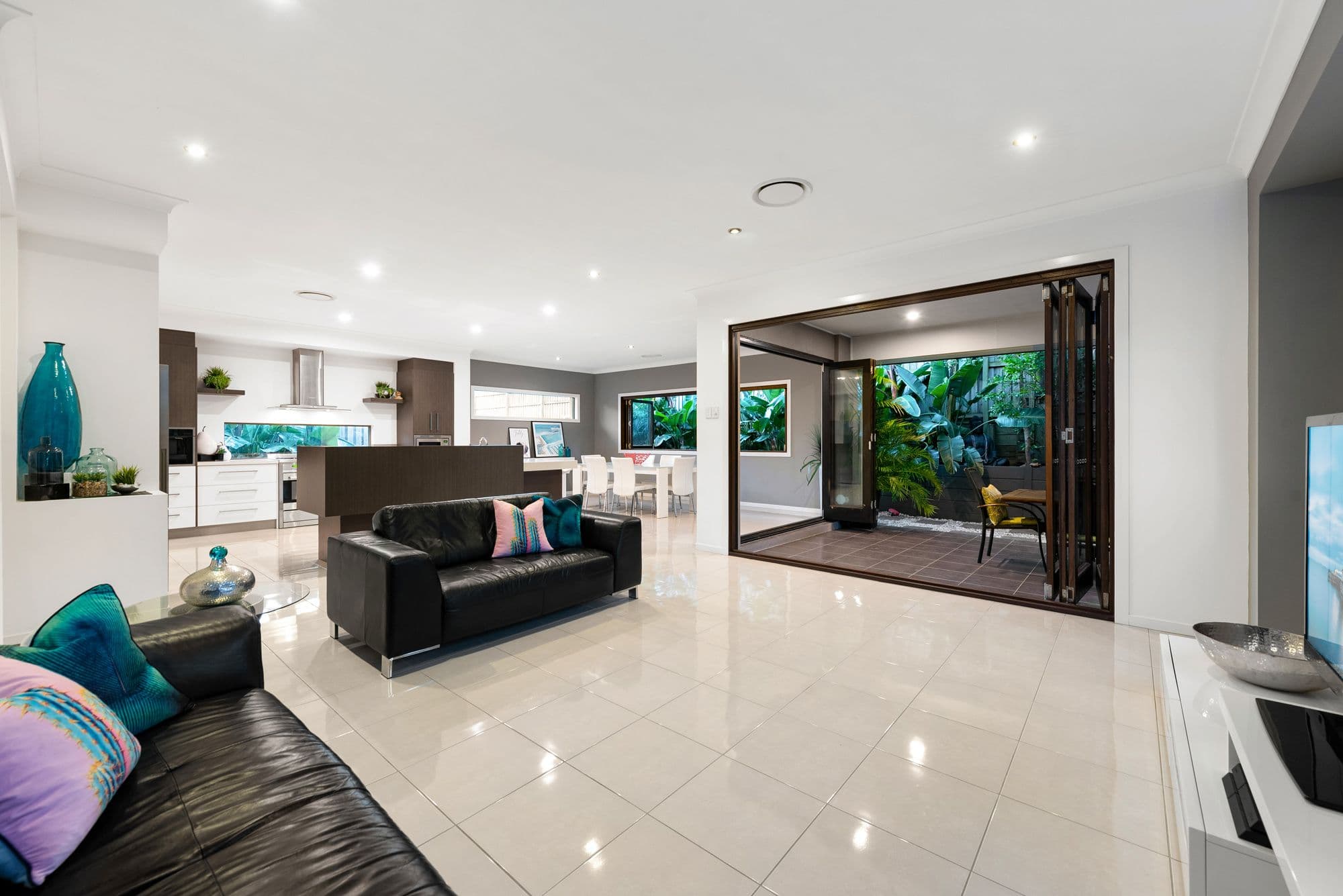 5 Kingham Place, Carindale QLD 4152, Carindale - Thumbnail 3