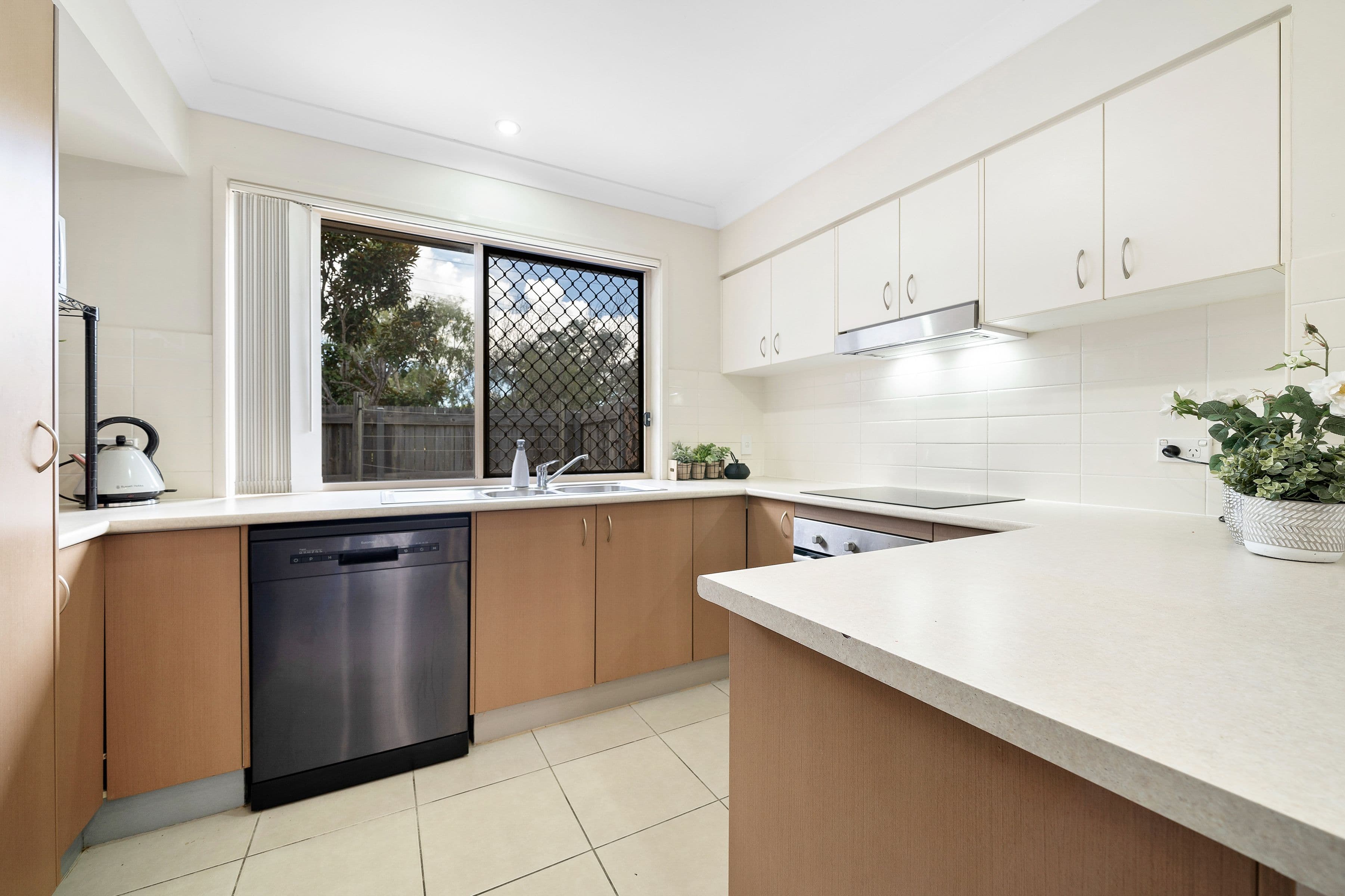 172 Fryar Road, Eagleby QLD 4207, Eagleby - Thumbnail 3