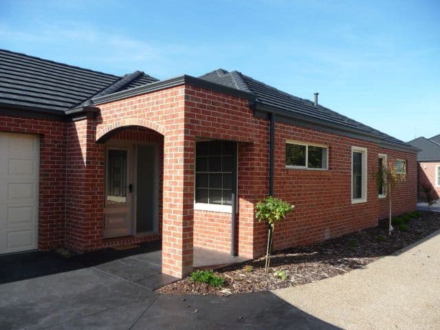 22 Cummings Street, WODONGA VIC 3690, Wodonga - Image 1