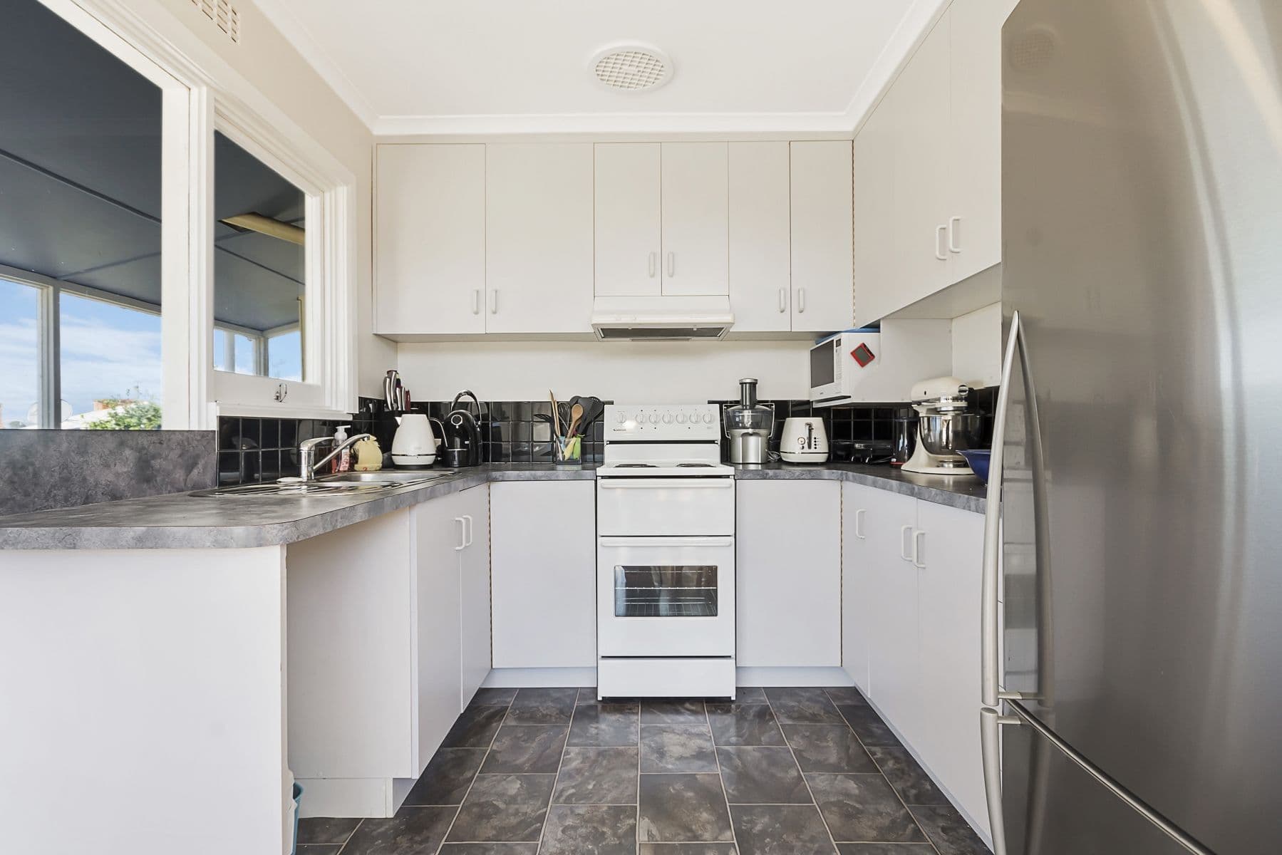 6 Parua Road, Newnham TAS 7248, Newnham - Thumbnail 5