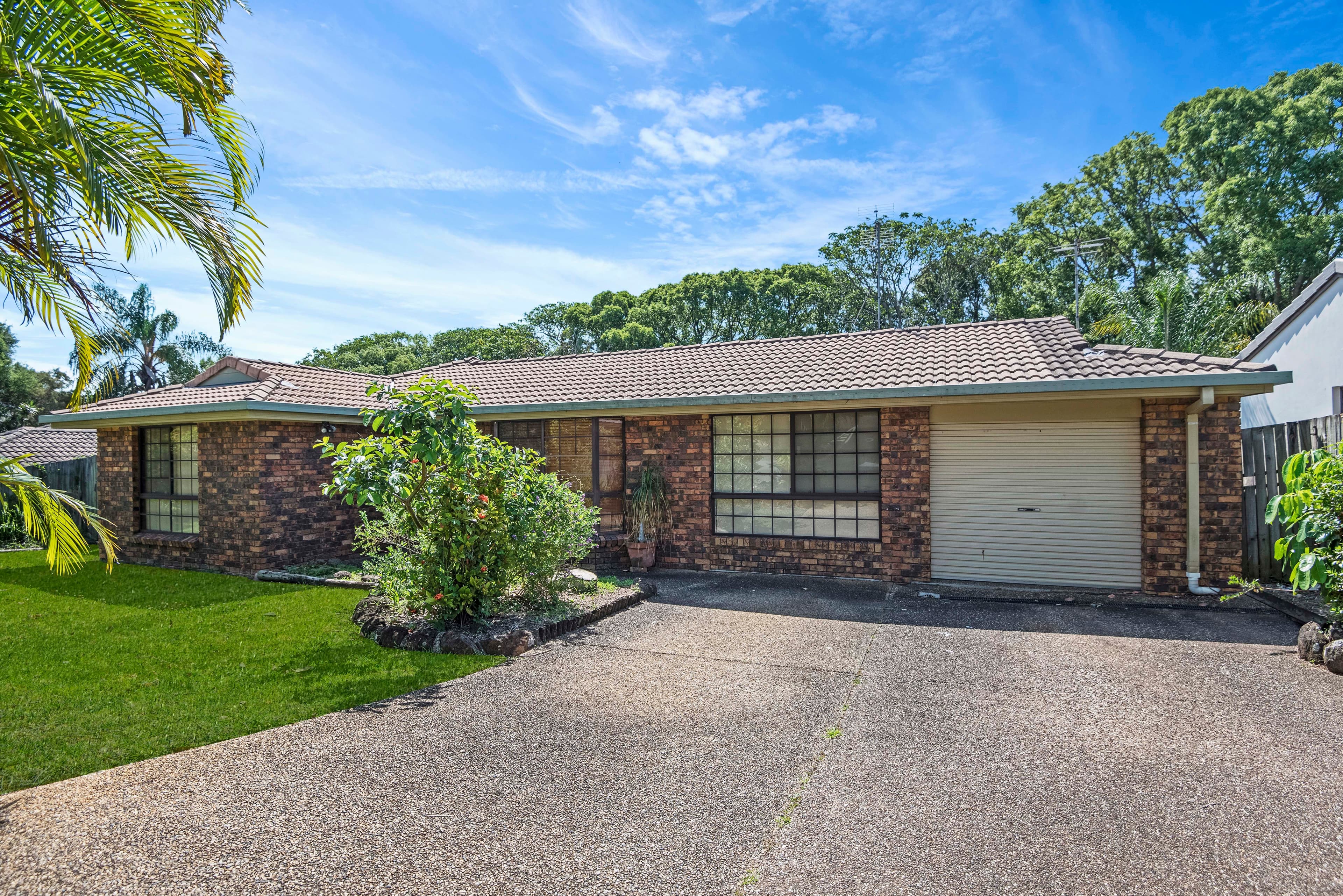 38 Amaroo Drive, Banora Point - Image 1