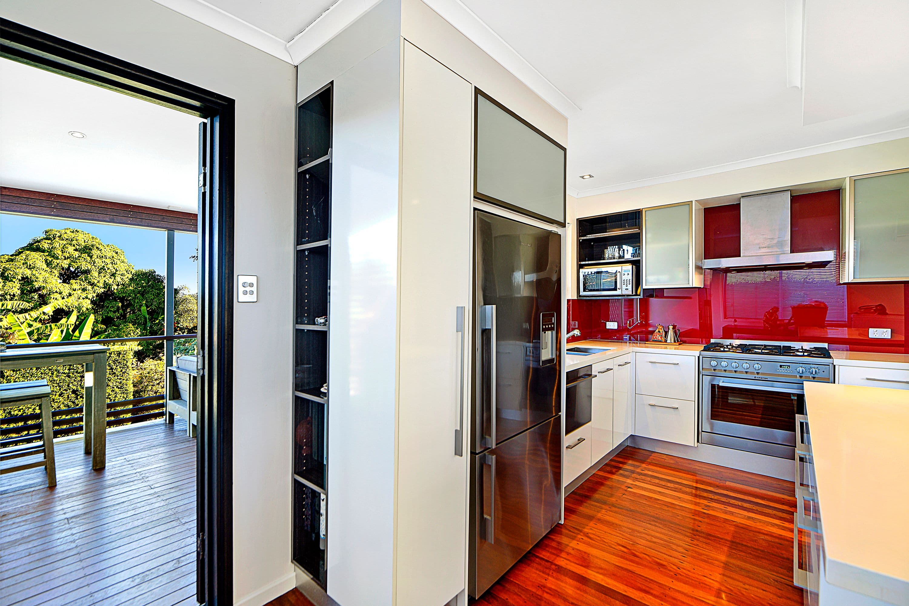 35 Cooleroo Crescent, Southport QLD 4215, Southport - Thumbnail 7
