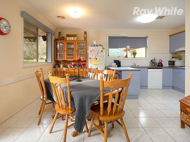 16 Dominic Drive, WODONGA VIC 3690, Wodonga - Thumbnail 2