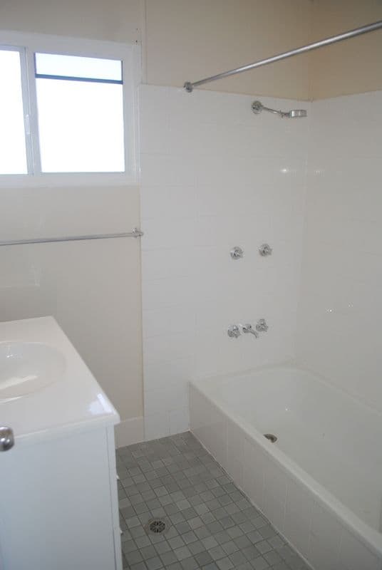 74 Glen Park Road, Moree - Thumbnail 8