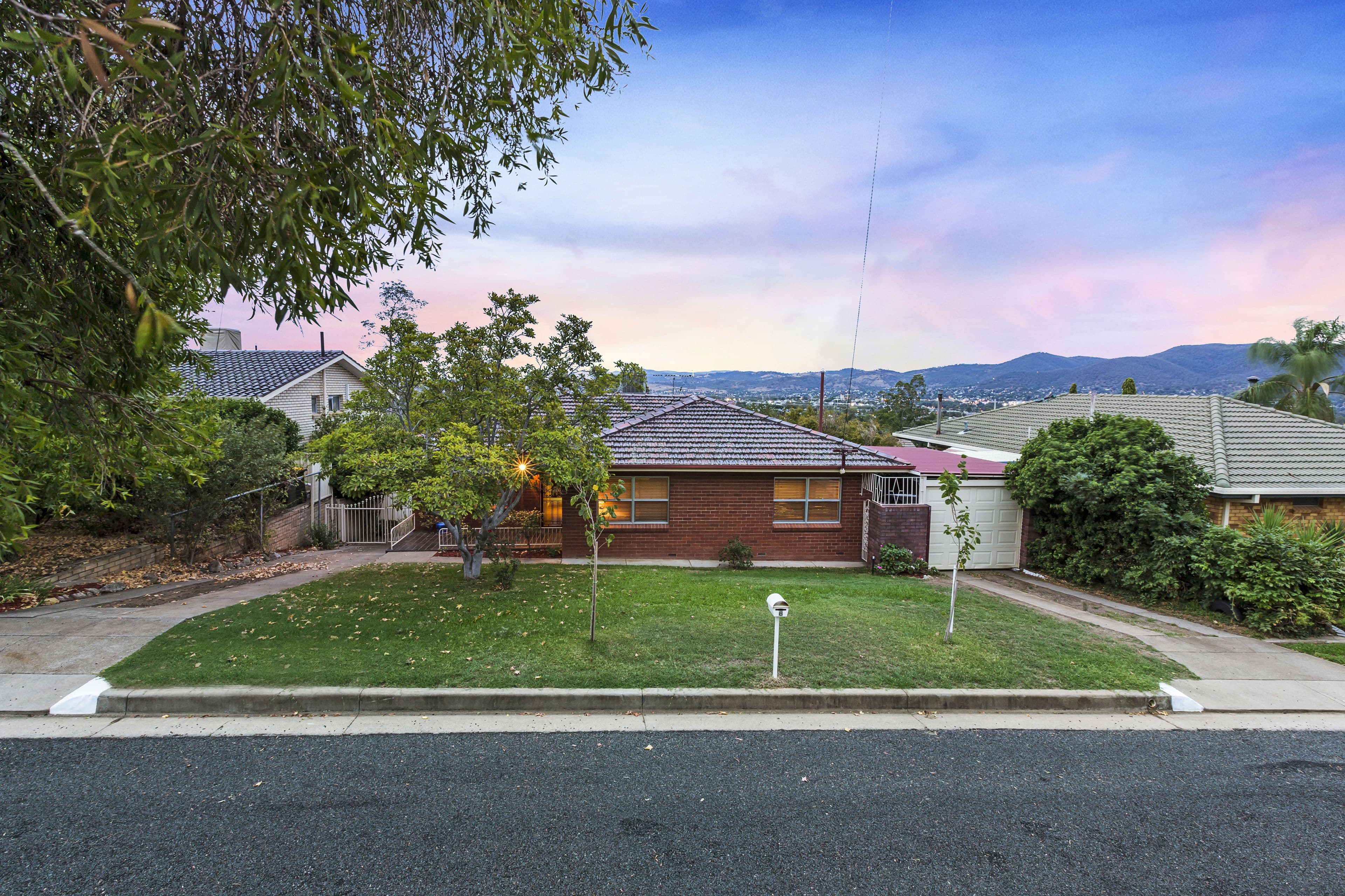 6 Paul Street, Tamworth NSW 2340, Tamworth - Thumbnail 2